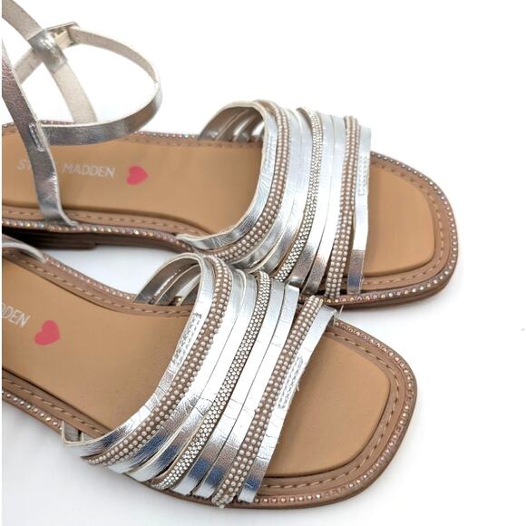 Steve Madden Playful Embellished Sandal Adjustable Girls Silver Size US3M EU34 - Picture 8 of 10